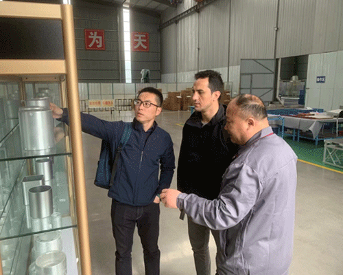 熱烈歡迎國外客戶來我公司參觀考察洽談業(yè)務(wù)
